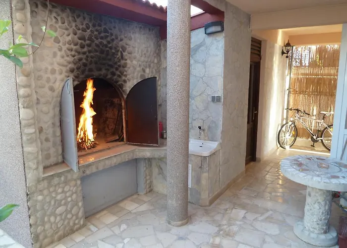 Nela Apartamento Podstrana