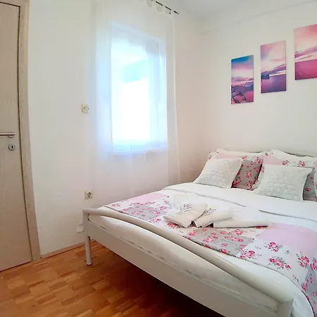 Apartment Nela
