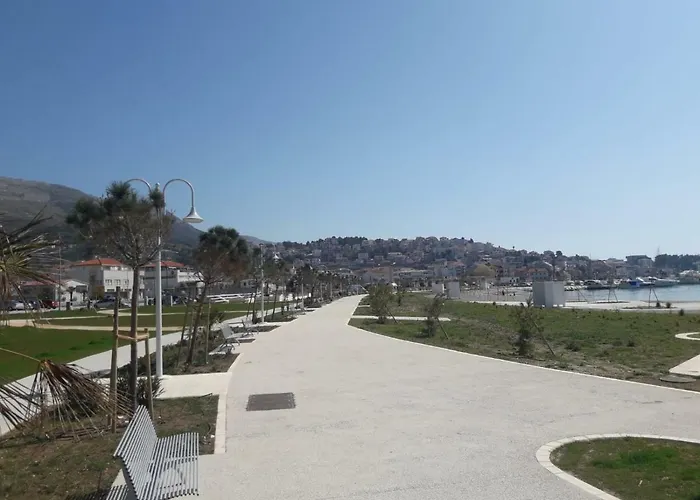 Nela
